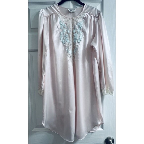Natori Saks Fifth Ave Lt Pink Satin Lace Embroidered Nightgown Sz Small - Picture 1 of 12